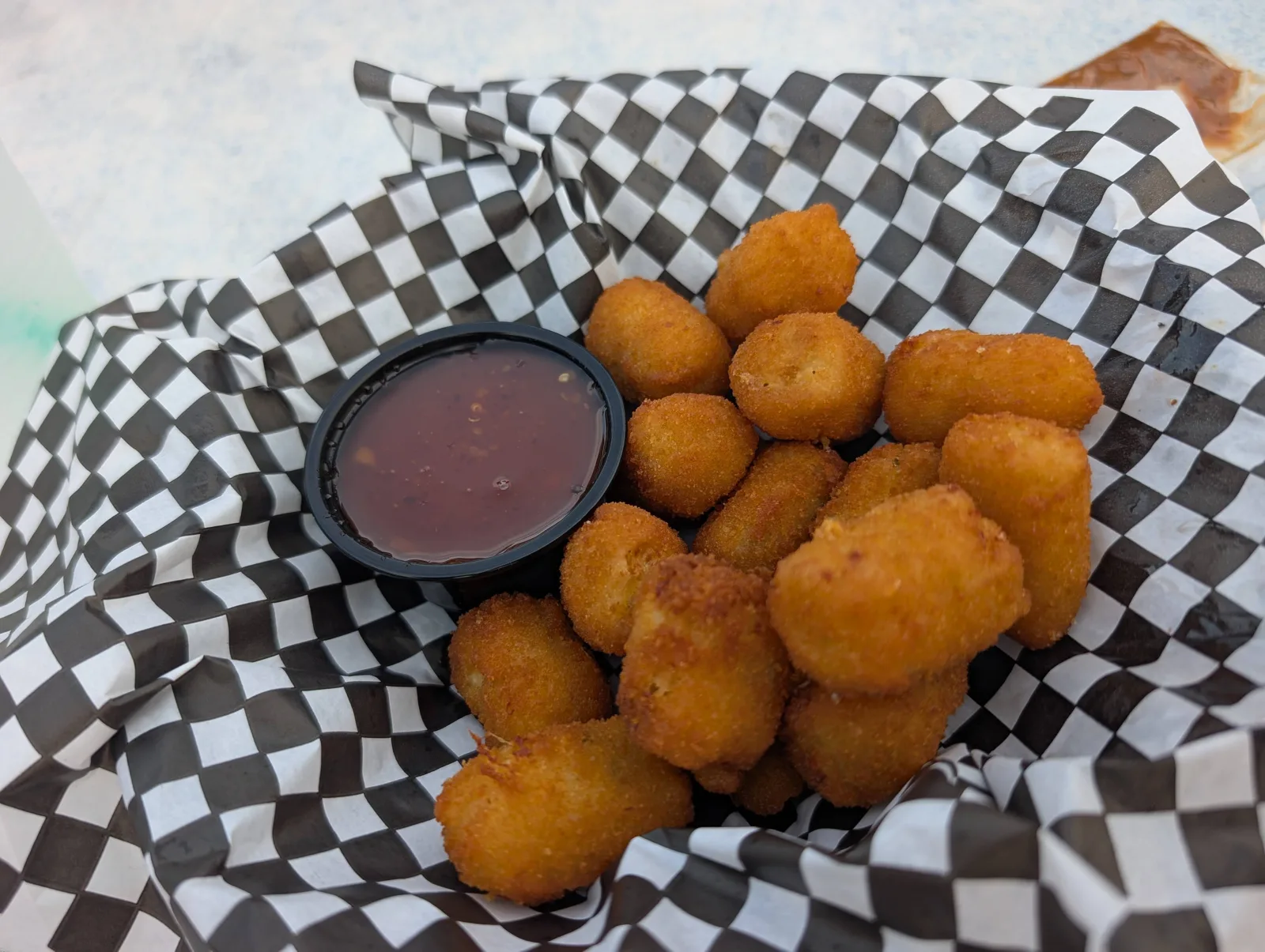 A basket of fried cheese curds at Edge-O-Dells