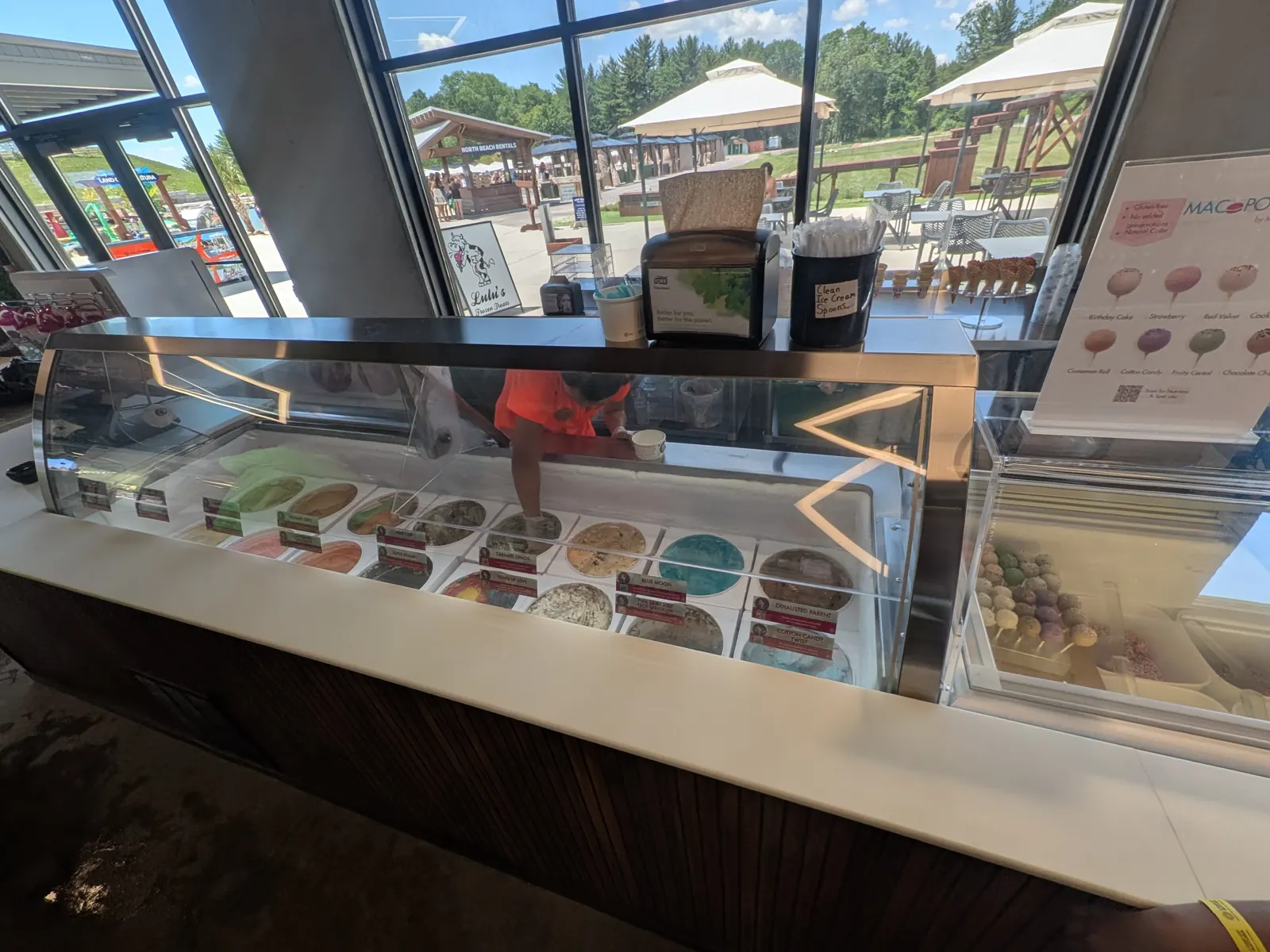 The dessert counter at Land of Natura