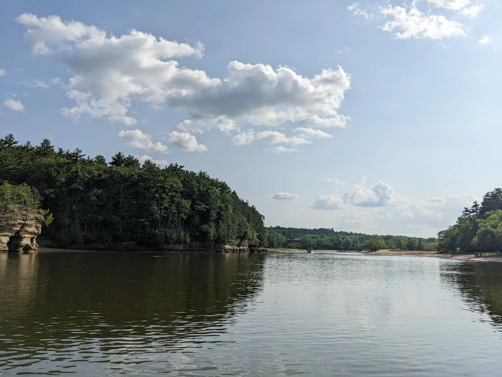 Sandstone cliffs along the Wisconsin River in the Lower Dells