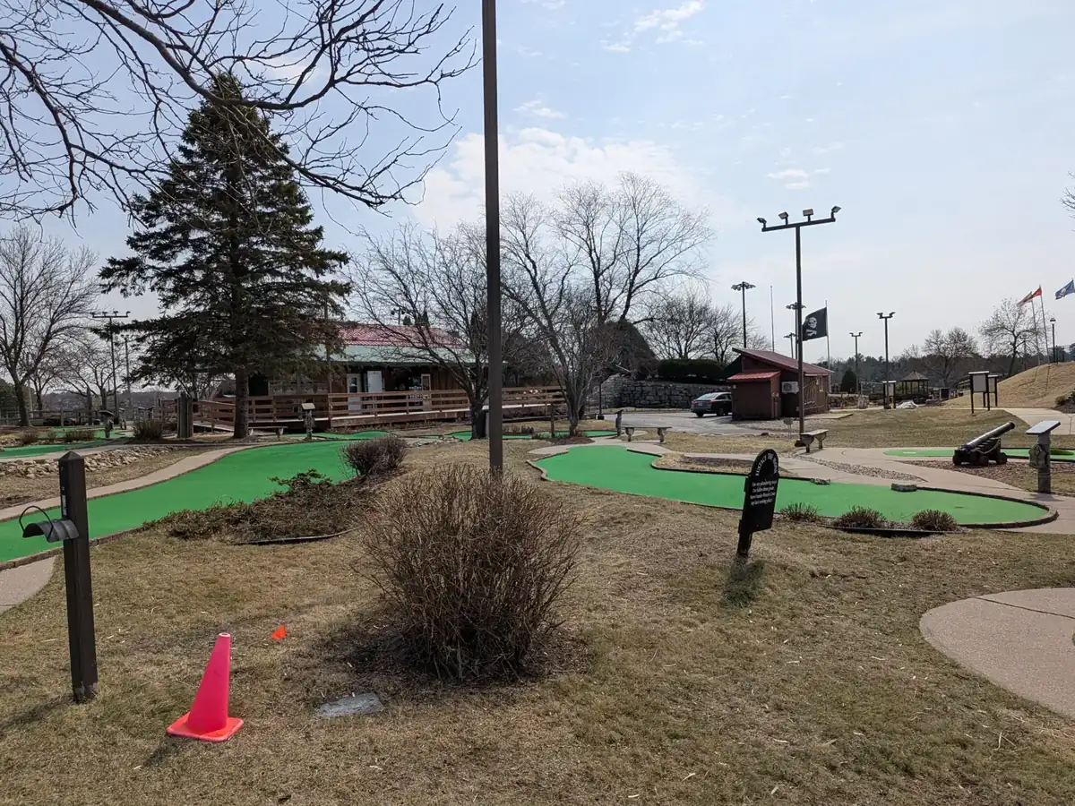 Mini golf greens and rock ledges at Pirate's Cove