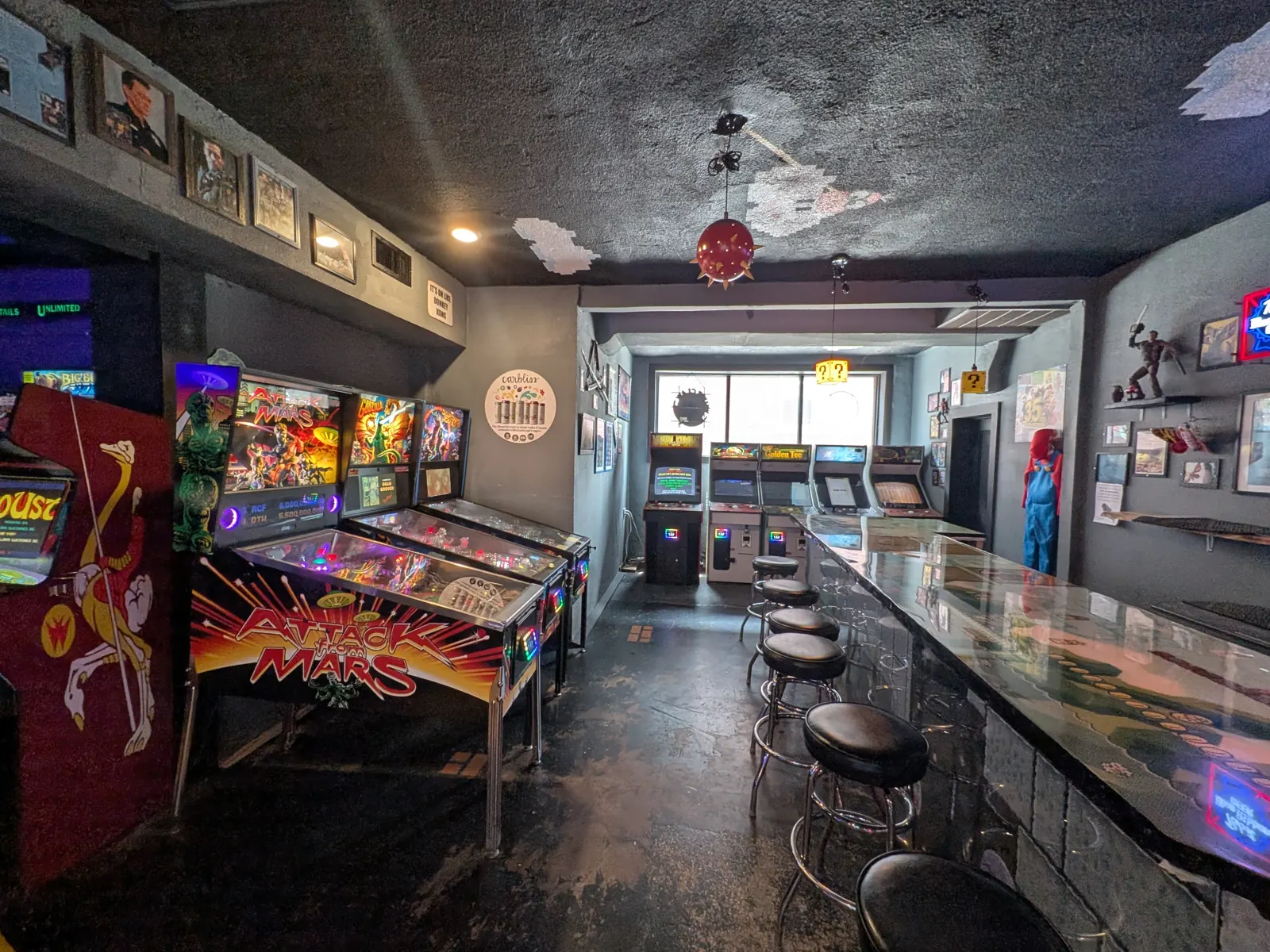 Retro arcade games and pinball in the Underworld Arcade Bar